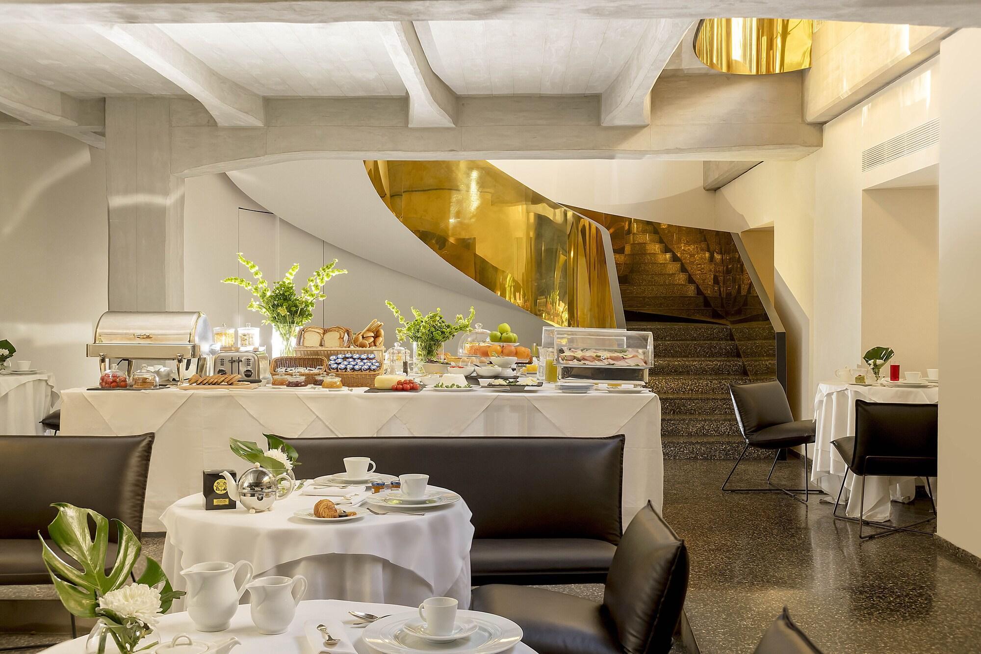 Hotel Royal Bissolati Roma Esterno foto