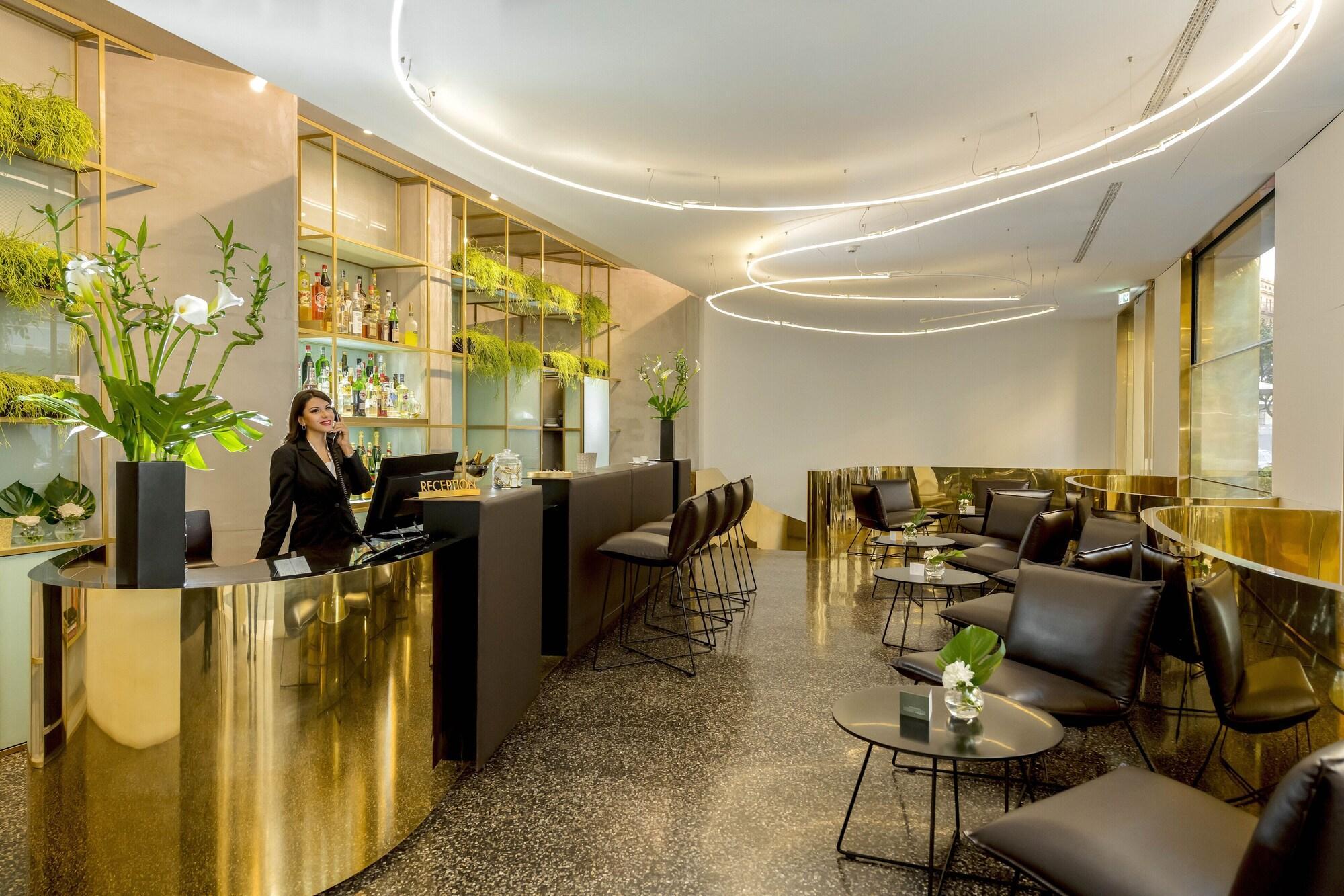 Hotel Royal Bissolati Roma Esterno foto
